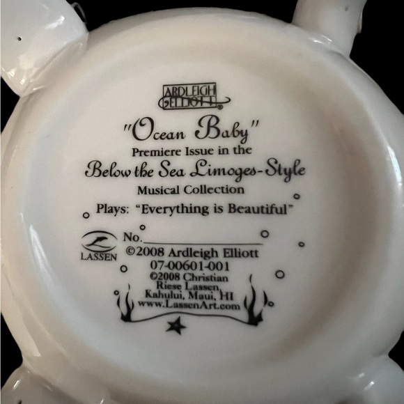 Ardleigh Elliott “Ocean City” music trinket box - Picture 7 of 7